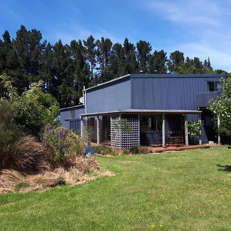 Te Anau Farm Cottage Exterior photo