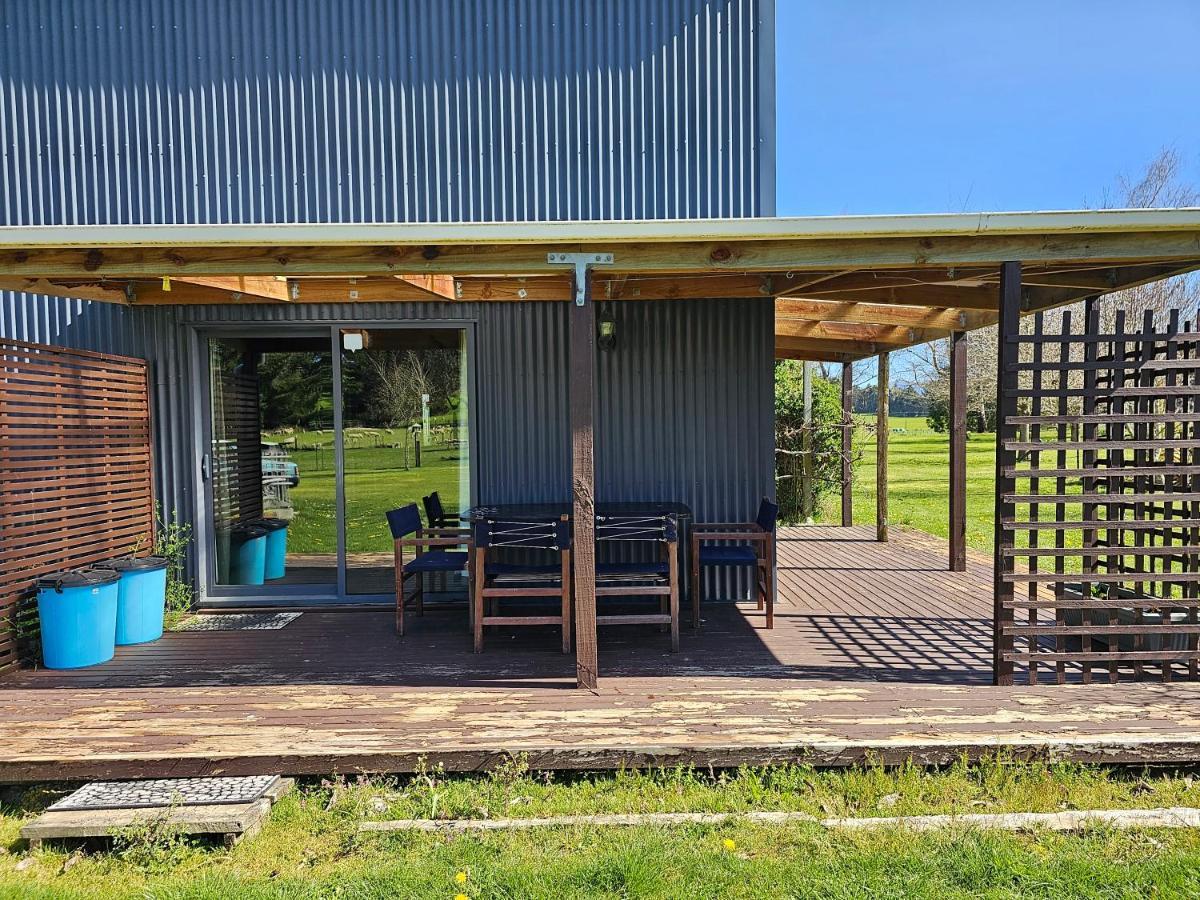 Te Anau Farm Cottage Exterior photo